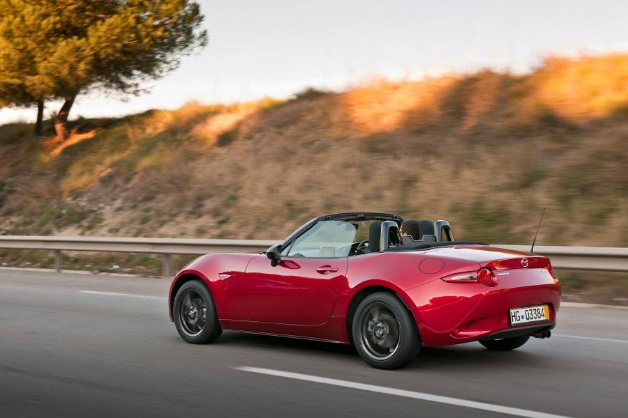  Mazda MX-5 Roadster 2014 года  (фото 49 из 62)